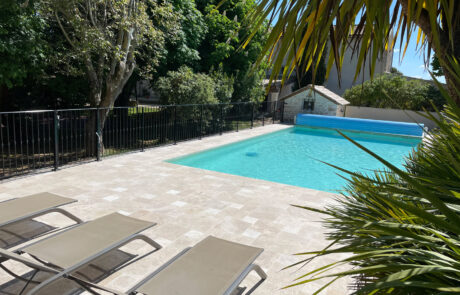 Espaces communs – La piscine 12m x 6m Mas de la Deivière | Gîte de groupe avec Piscine Gard